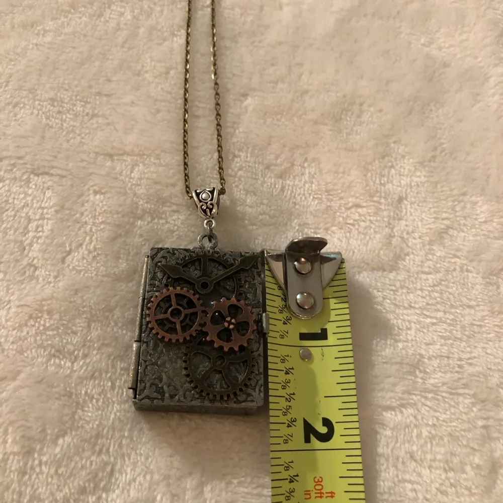Unique gear metal locker necklace, one of the kind - Image 6
