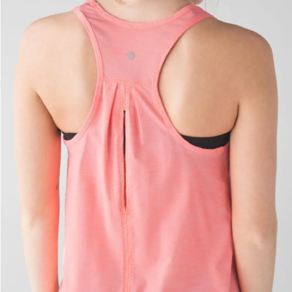 Lululemon Salute The Sun Singlet Light Flare Pink - Image 3