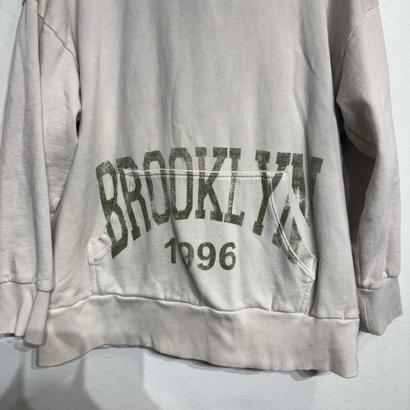 Urban Outfitters Brooklyn 1996 Oversized Hooded Sweatshirt Sz S - Image 4