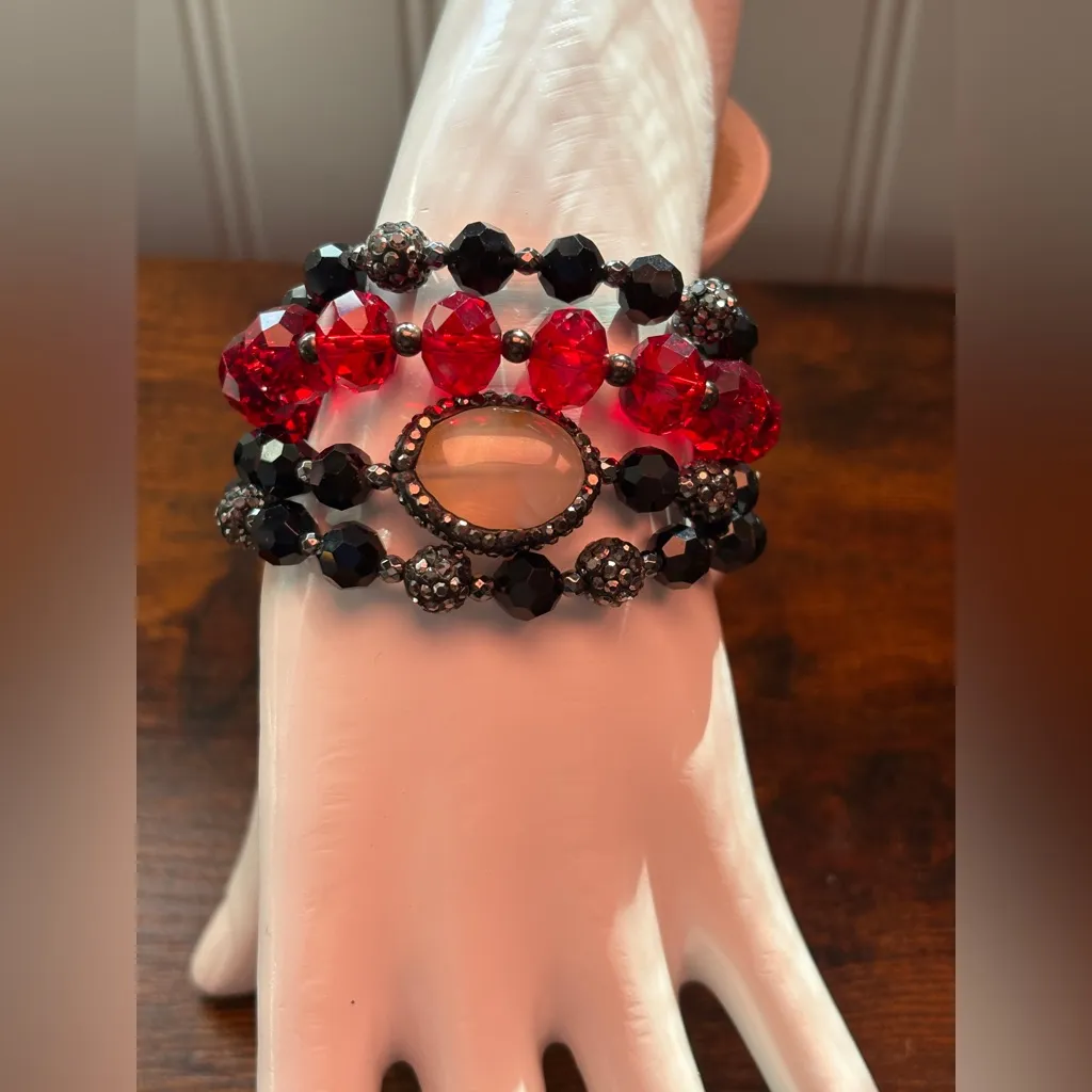 4 Pcs Red & Black Beaded Crystal Wrap Bracelet Faceted Vintage - Image 4