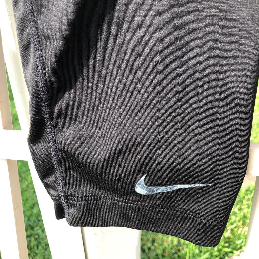 2 Pairs Nike Pro Dri-Fit Training Capri Leggings Compression Combat Size L & M - Image 9