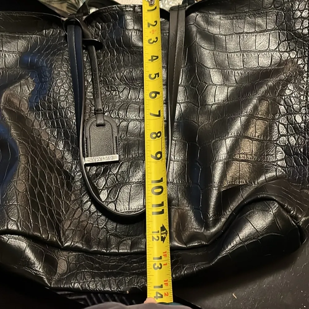 black alligator embossed leather bag - Image 5