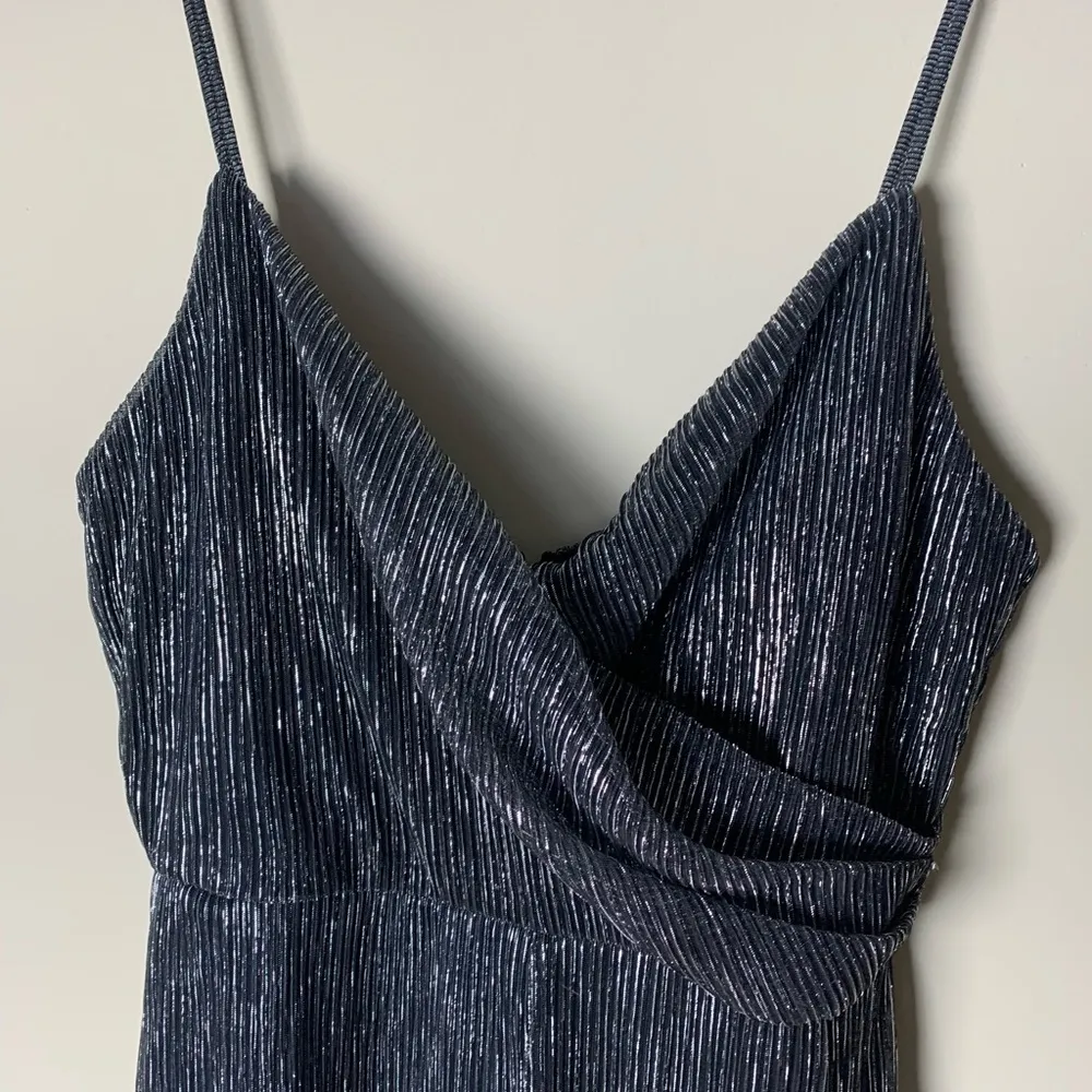 All in Favor NWT  Silver Jumpsuit Size Small - Image 5