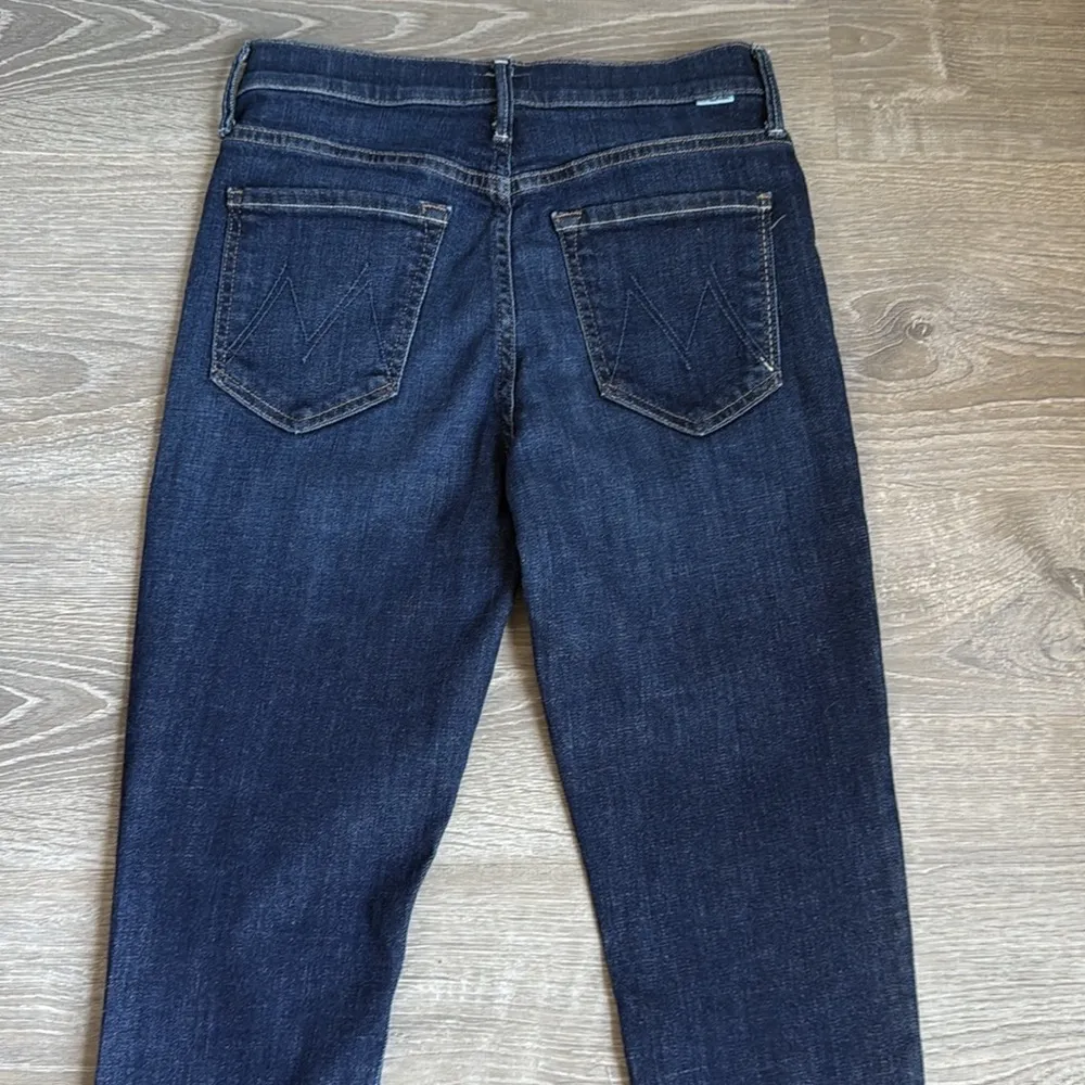 Mother Denim The Cha Cha Fray in Clean Sweep 27 Blue - Image 12