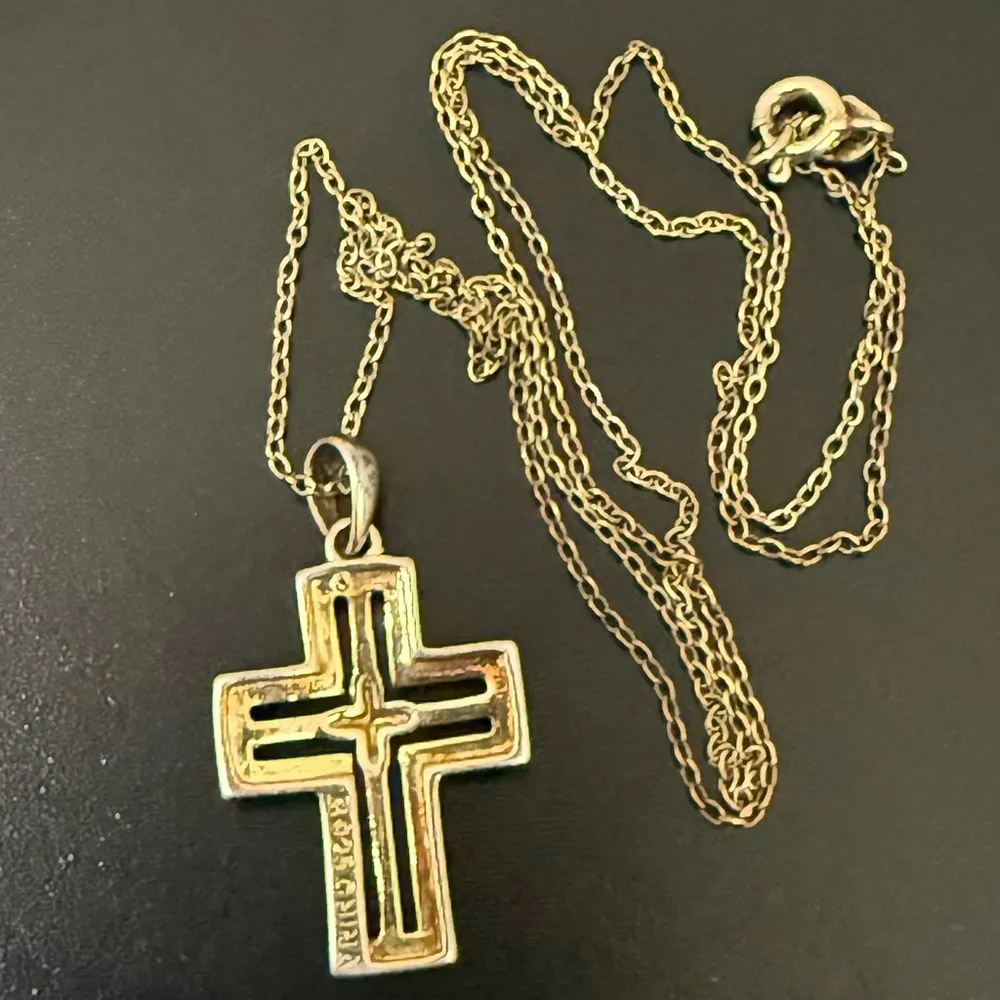 Vintage Ross Simons 925 China Vermeil Gold Over Silver Cross Pendant Necklace 2g - Image 3