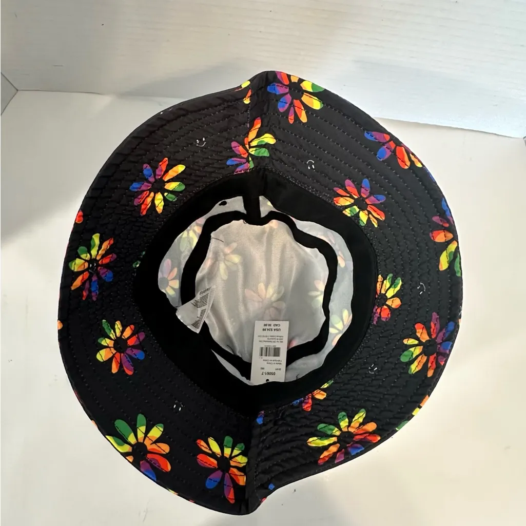 Claire’s Rainbow Daisy‎ Black Bucket Hat Ladies Smiley Faces Fun Happy One Size - Image 6