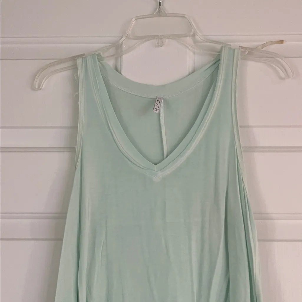 Z Supply Mint Green V-Neck Top with Stretch - Image 4