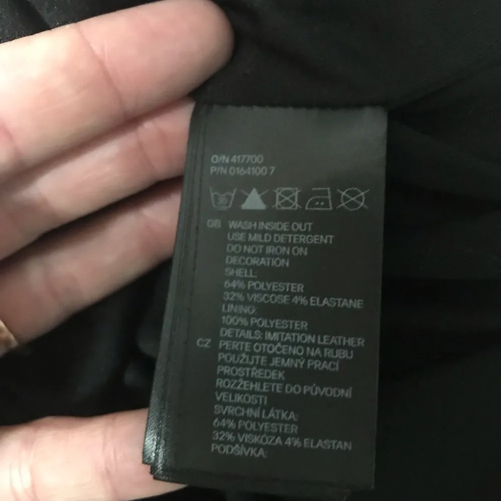 H&M Black White Retro Bodycon Faux Leather Polyester Dress; 6 Women’s - Image 5