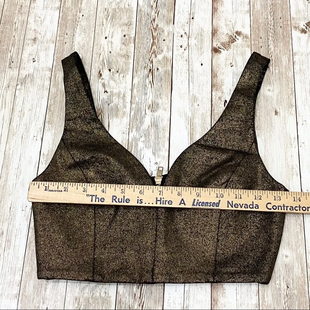 Plunging V Neck Metallic Crop Top S Gold - Image 9