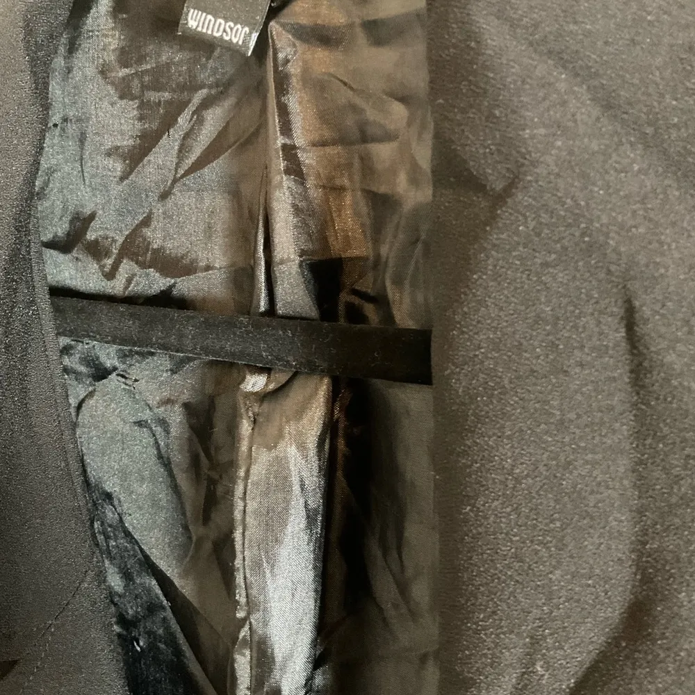 Windsor women’s Cover Trench Coat size small - Image 6