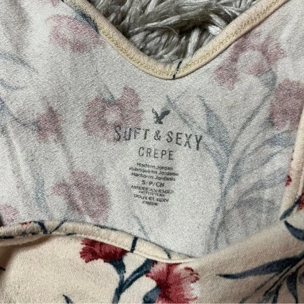 American Eagle Outfitters Floral Cold Shoulder Top Romantic Date Size Small - Image 6