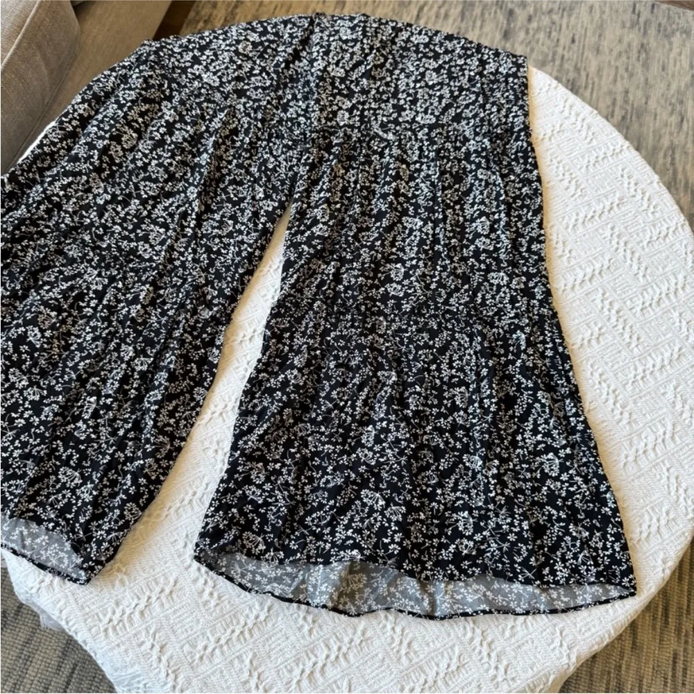 CeCe Wide Leg Black and White Pants - Image 9