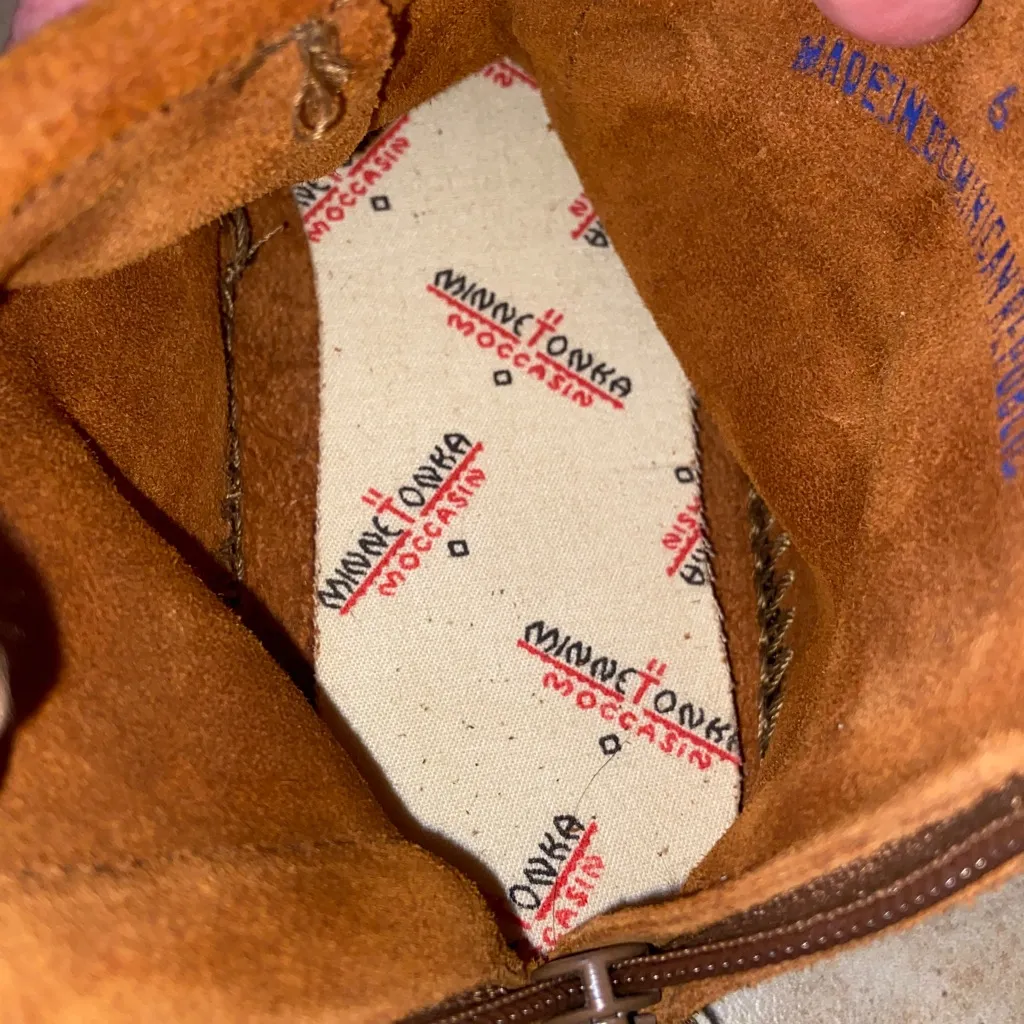 SOFT SOLE FRINGE BOOTS BOHO HIPPIE BOOTIES MINNETONKA - Image 6