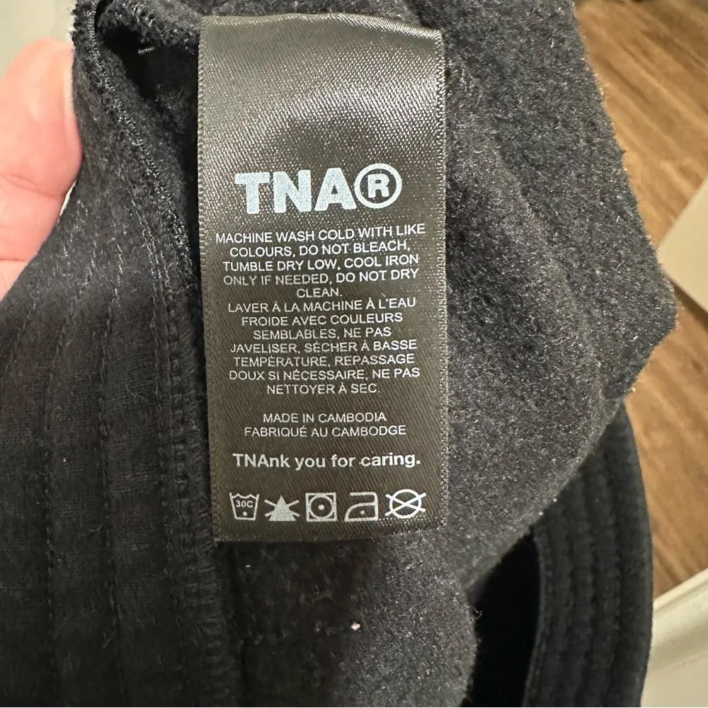 Azitzia TNA Black Sweatfleece Cozy Fleece Perfect Fit L - Image 6