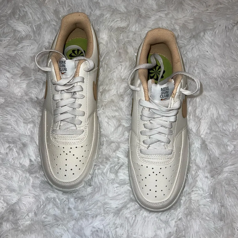 Nike Court Vision Low Basic White and Neutral Sneakers Tan Swoosh - Image 3