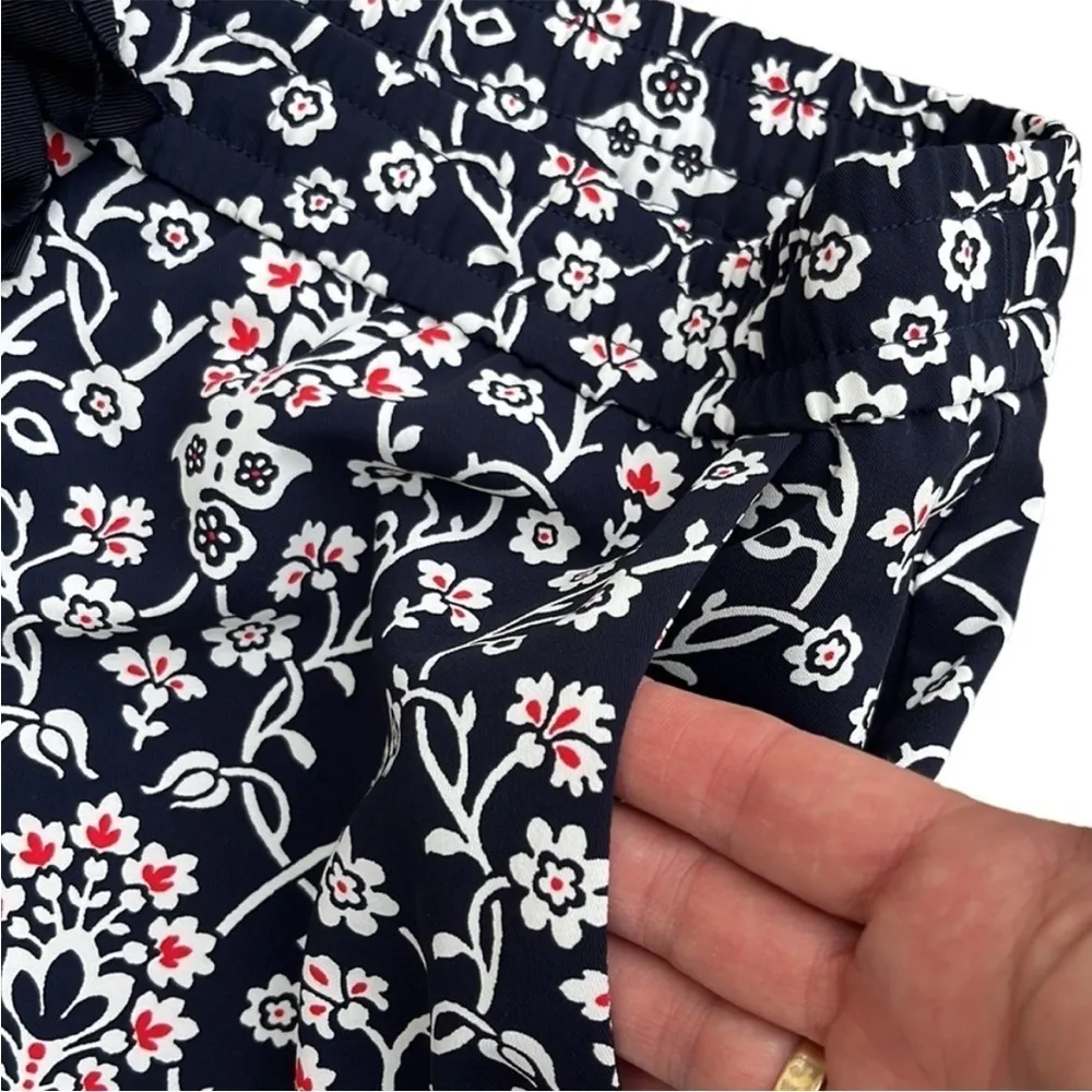 Like New LOFT Flowy Elastic Waist Wide Leg Pants - Image 3