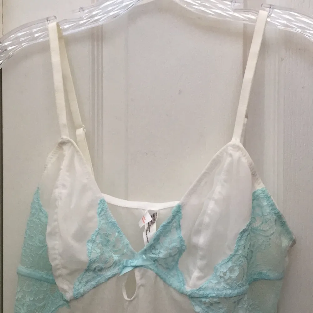 FINAL MARKDOWN Gilligan and O’Malley nighty xl White - Image 2