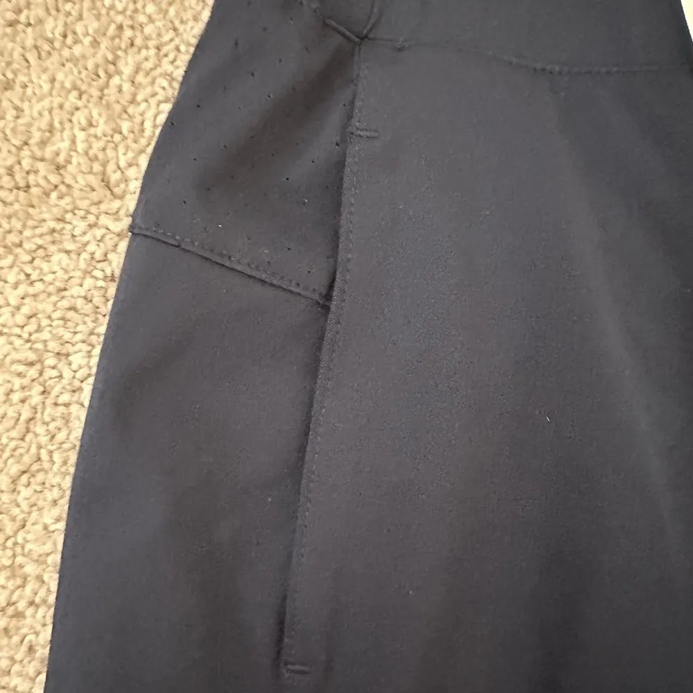 NWT Lady Hagen Perforated 16” Golf Skort XS Dark Navy $60 MSRP - Image 9