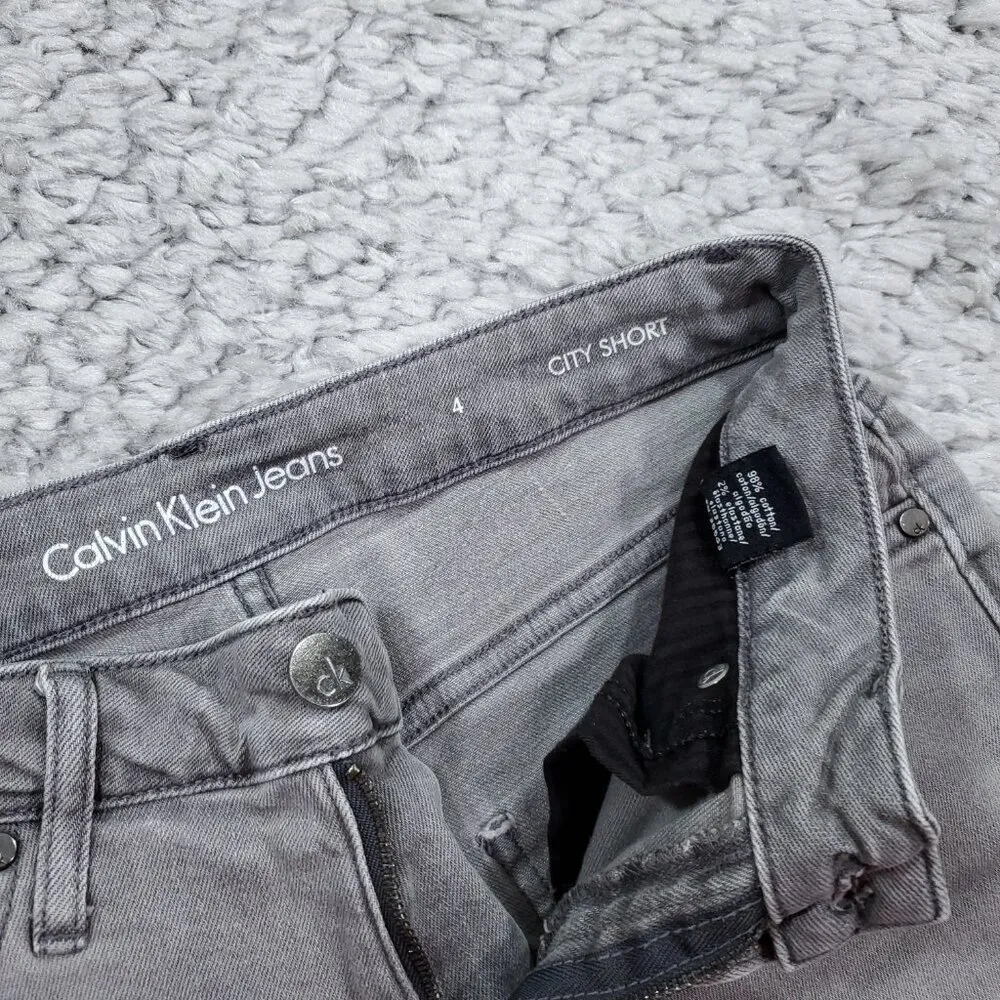 READ Calvin Klein Bermuda City Jean Shorts Gray Wash Stretch Women’s Size 4 - Image 10