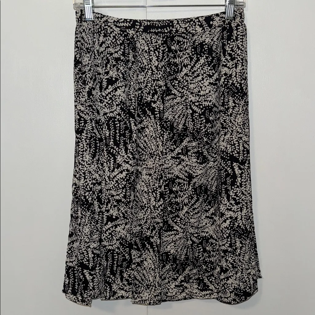 Who What Wear Swing Skirt Black & White Fern Print Women’s 6 - Image 4