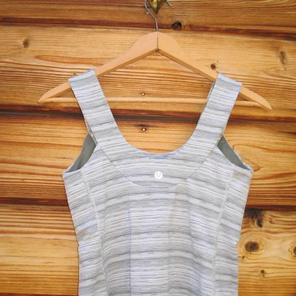 Lululemon Scoop Back Tank Cyber Stripe White Silver Fox - Image 6