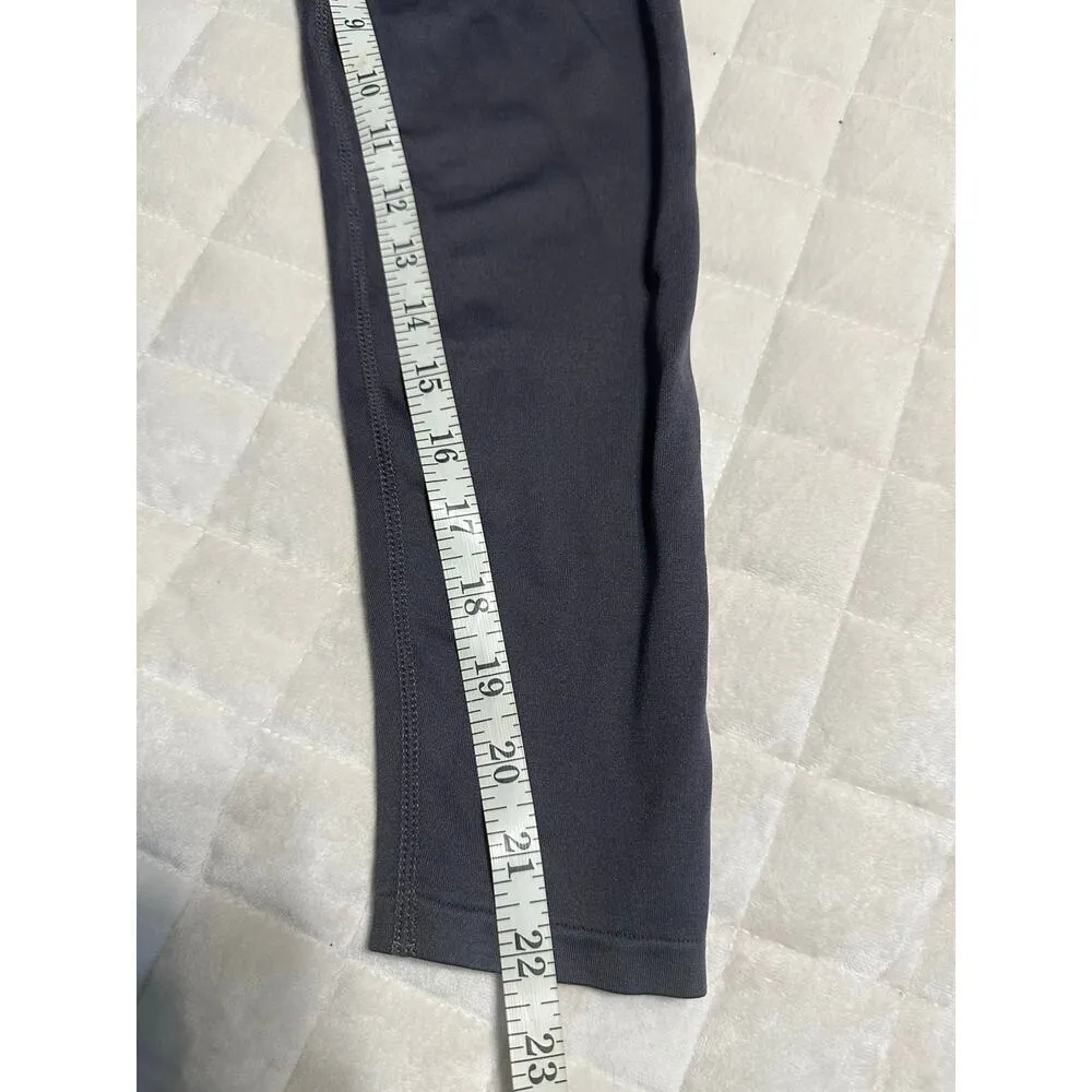Fabletics Ankle Length Leggings Women's Size Small Gray Athleisure Yoga Workout - Image 6