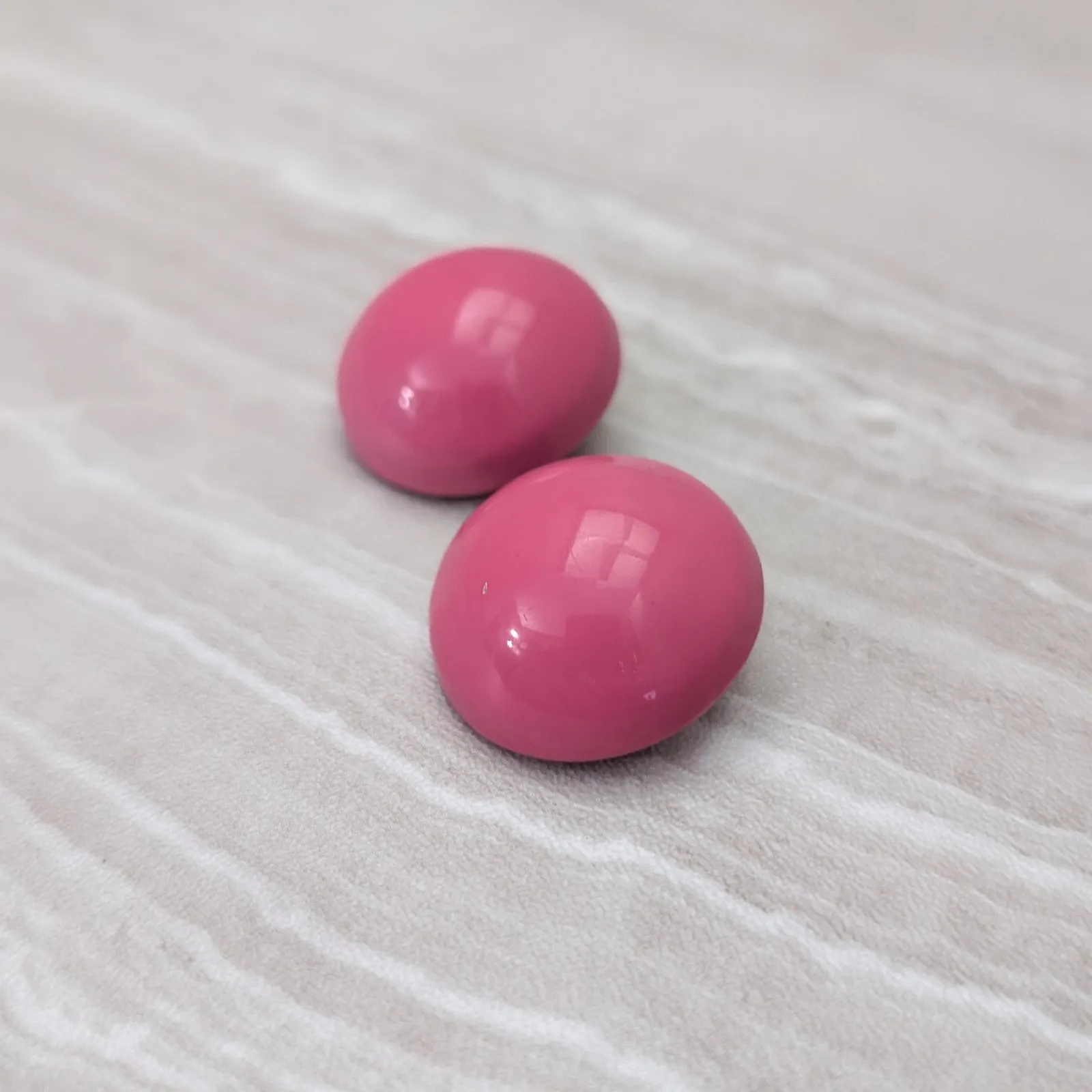 Vintage Clip On Earrings Domed Circle Retro Pink Just Over 1" Classic Statement - Image 3