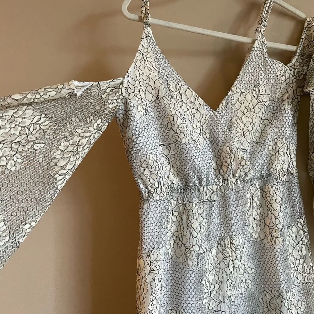 Elliatt white & black lace romper - Image 15