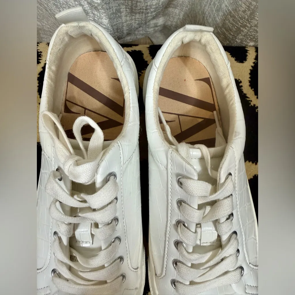 ZARA White Croc-Embossed Low Top Sneakers Women’s Size 40 (US 9.5) Faux Leather - Image 2