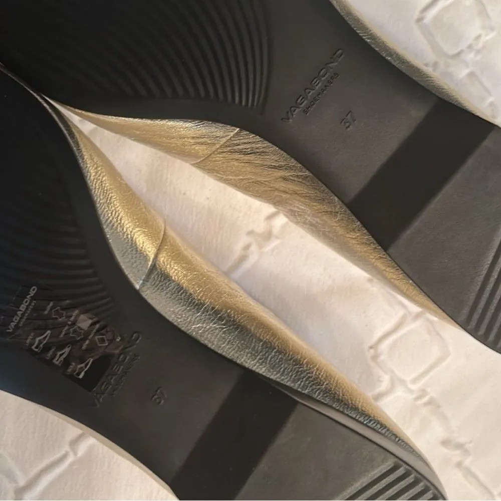 Vagabond Gold Metallic Square Toe Leather
Ankle Flats/Shoes(Size 7) - Image 9