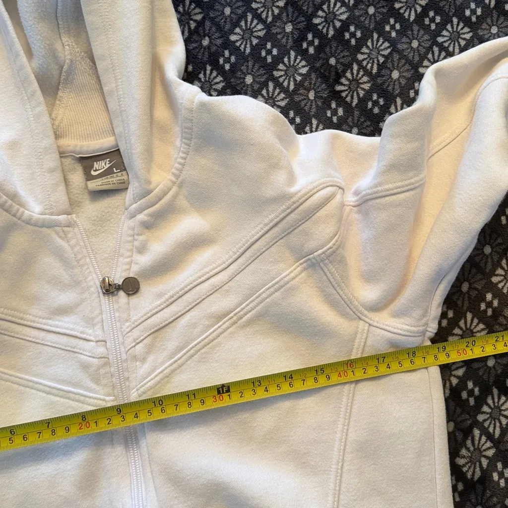 Y2K Nike ZipUp - Image 3