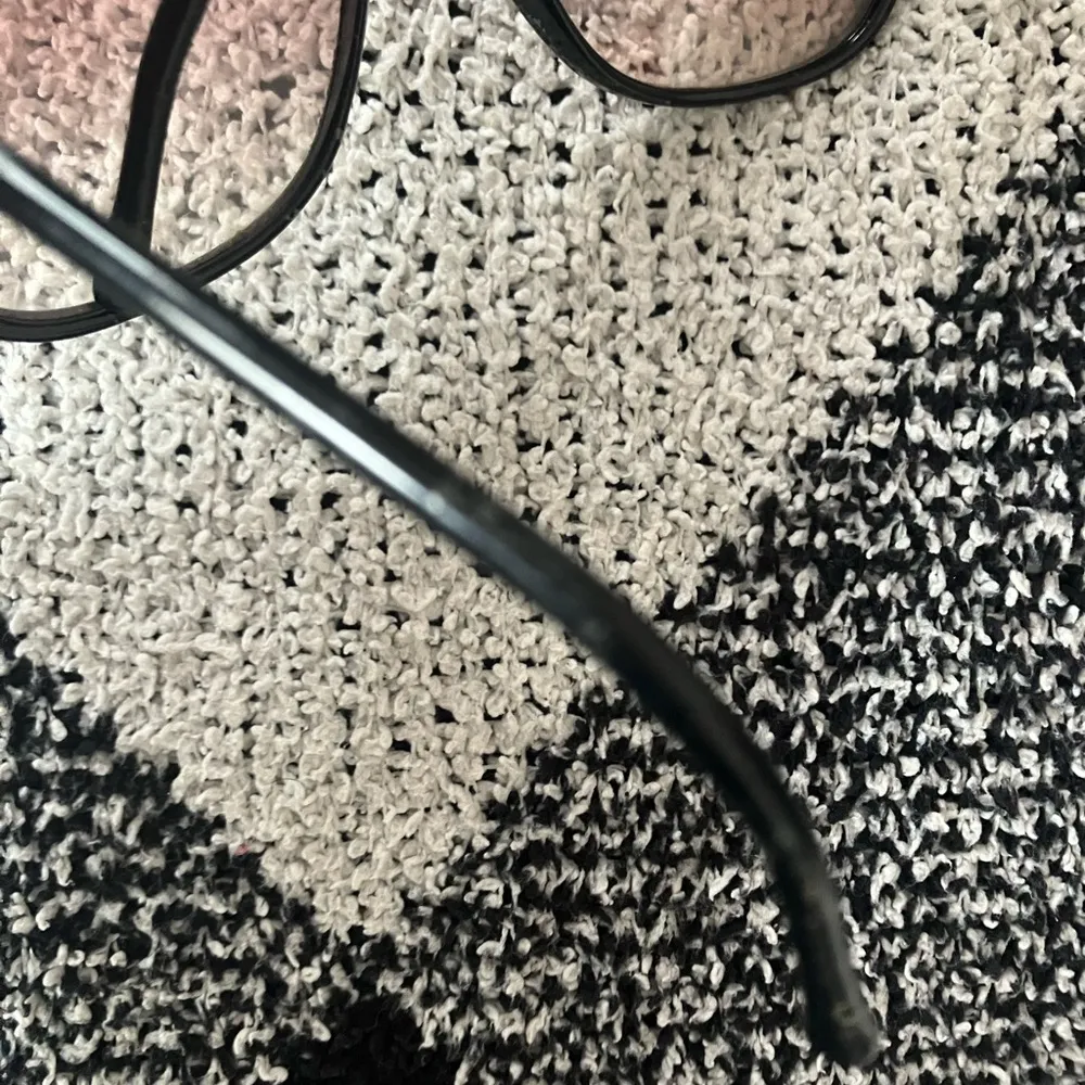 Anne Klein sunglasses - Image 10