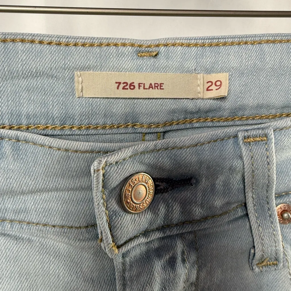 Levi's 726‎ High Rise Flare Split Hem Jeans in Light Blue Size 29 - Image 8