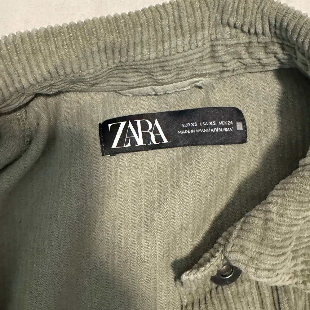 ZARA Corduroy Olive Army Green Button Up Shacket - Image 3
