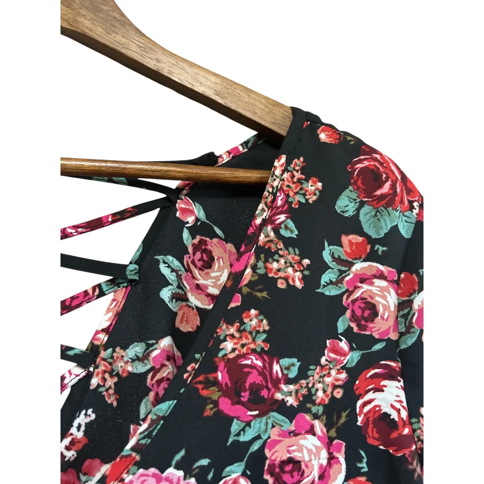 Jack by‎ BB Dakota floral top size medium - Image 2