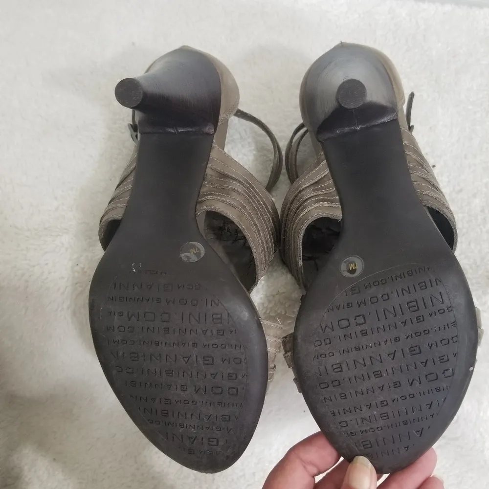 Gianni Bini leather heels - Image 7