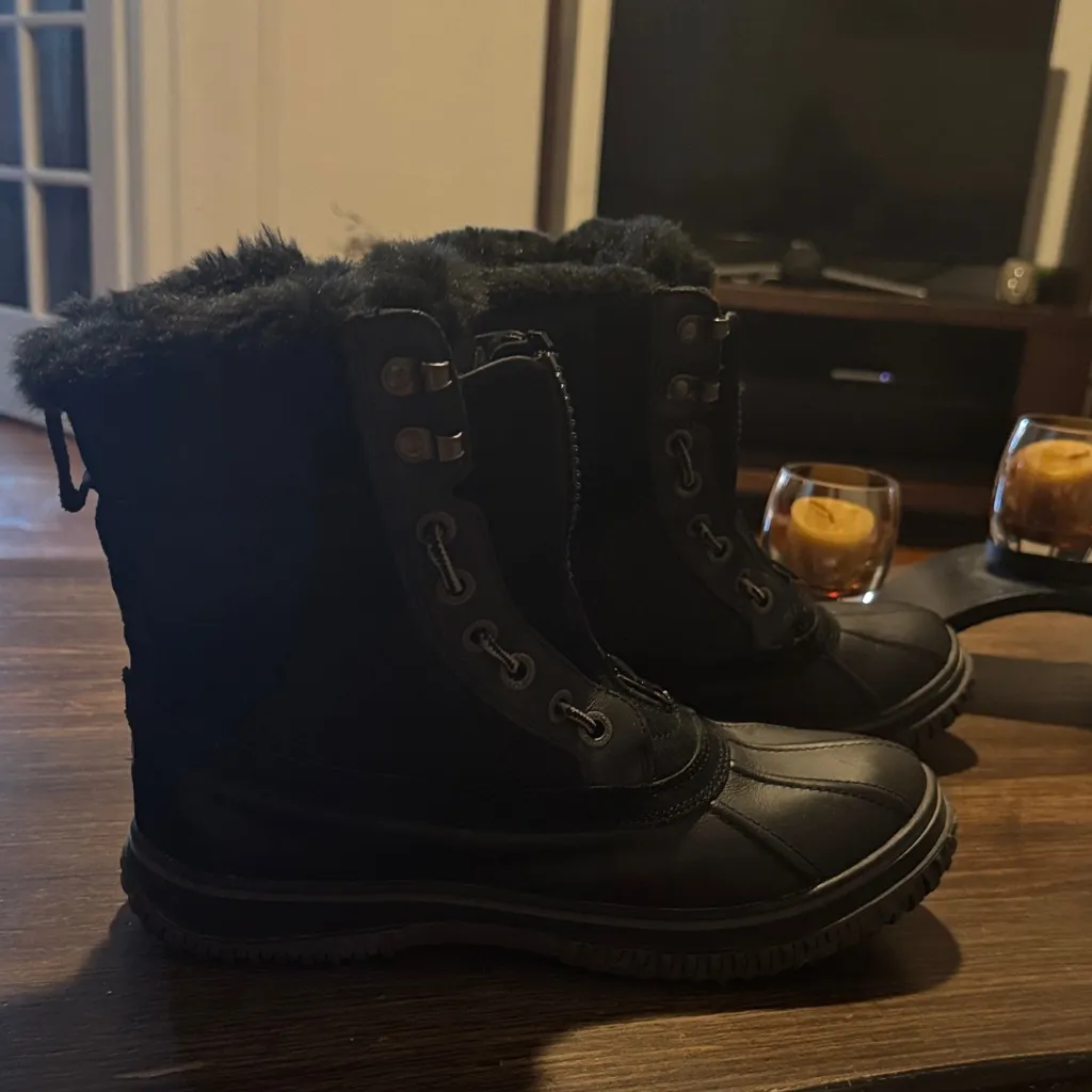 Pajar Black Winter Boots with Fur Lining - Image 5