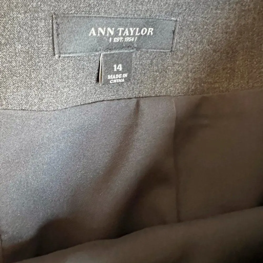 Ann Taylor size 14 dark grey dressy skirt - Image 5