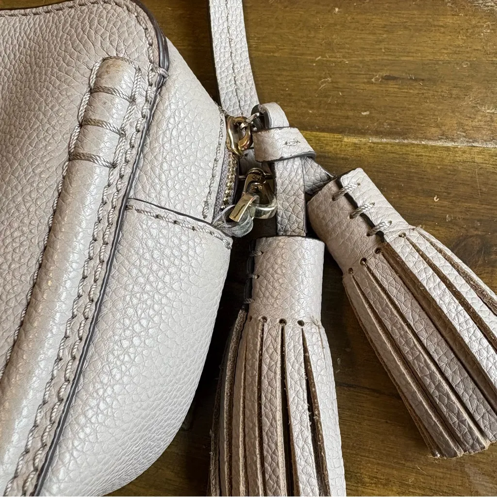 Kate Spade Orchard Street Arla Cityscape Gray Crossbody Tassel Travel Classic - Image 5