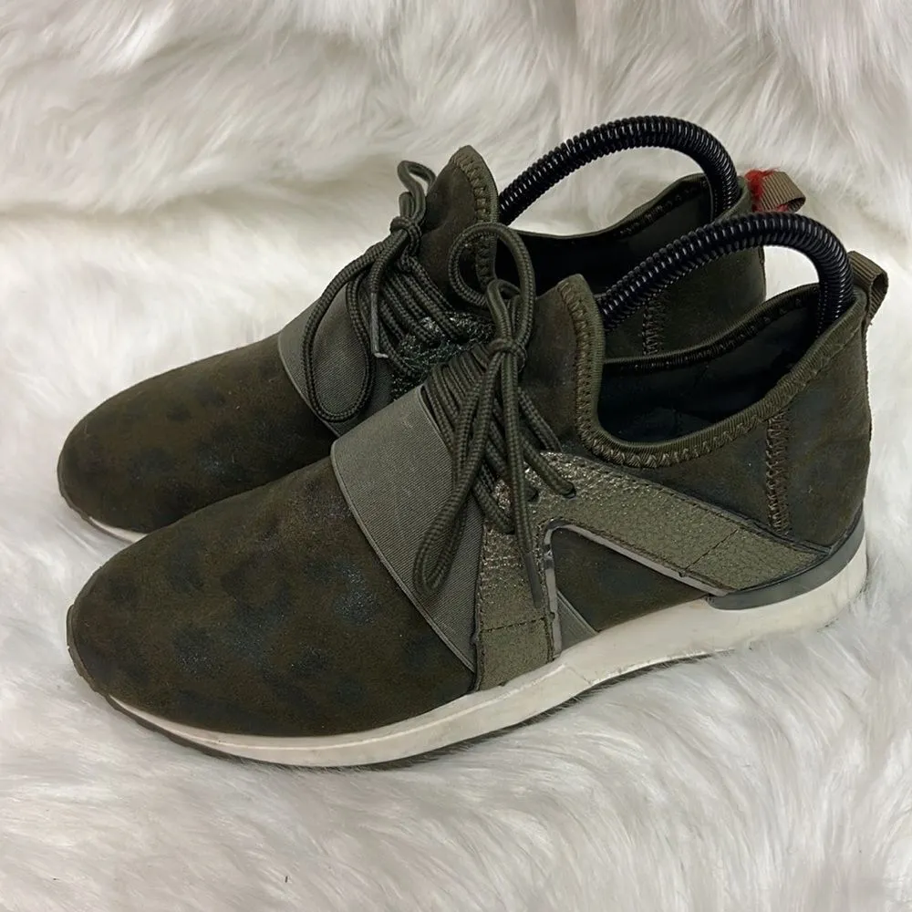 TopModa Green Leopard Print Sneakers Size 7.5 Bin 22 - Image 3