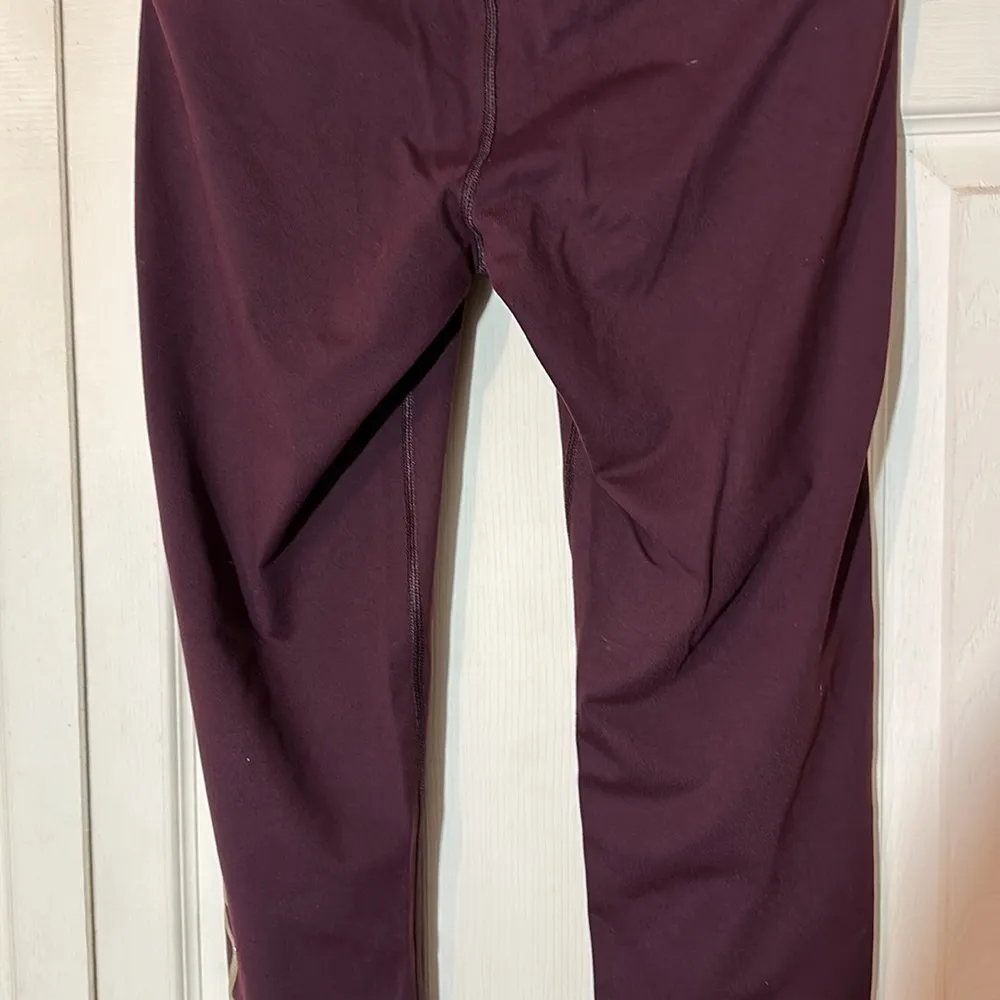 Victoria's Secret Sport Dark Purple Leggings Gold Glitter Writing Size Medium - Image 11