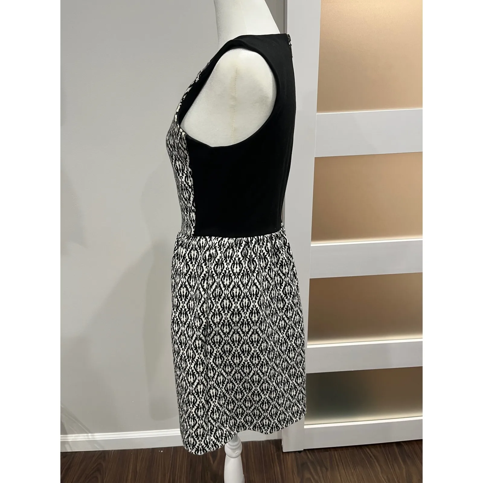 Madewell 1937 Black White Geometric Print Sleeveless Fit Flare Dress Size S - Image 4