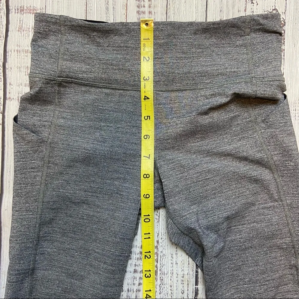 Lululemon  Pace Rival Crop. Size 4. EUC - Image 8