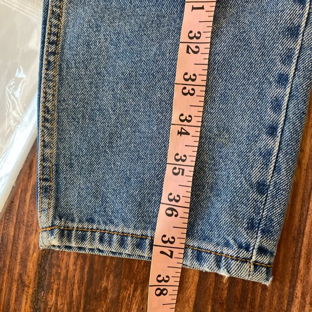 Zara Women's Distressed High Rise Straight Leg Jeans Size 6 - Image 11