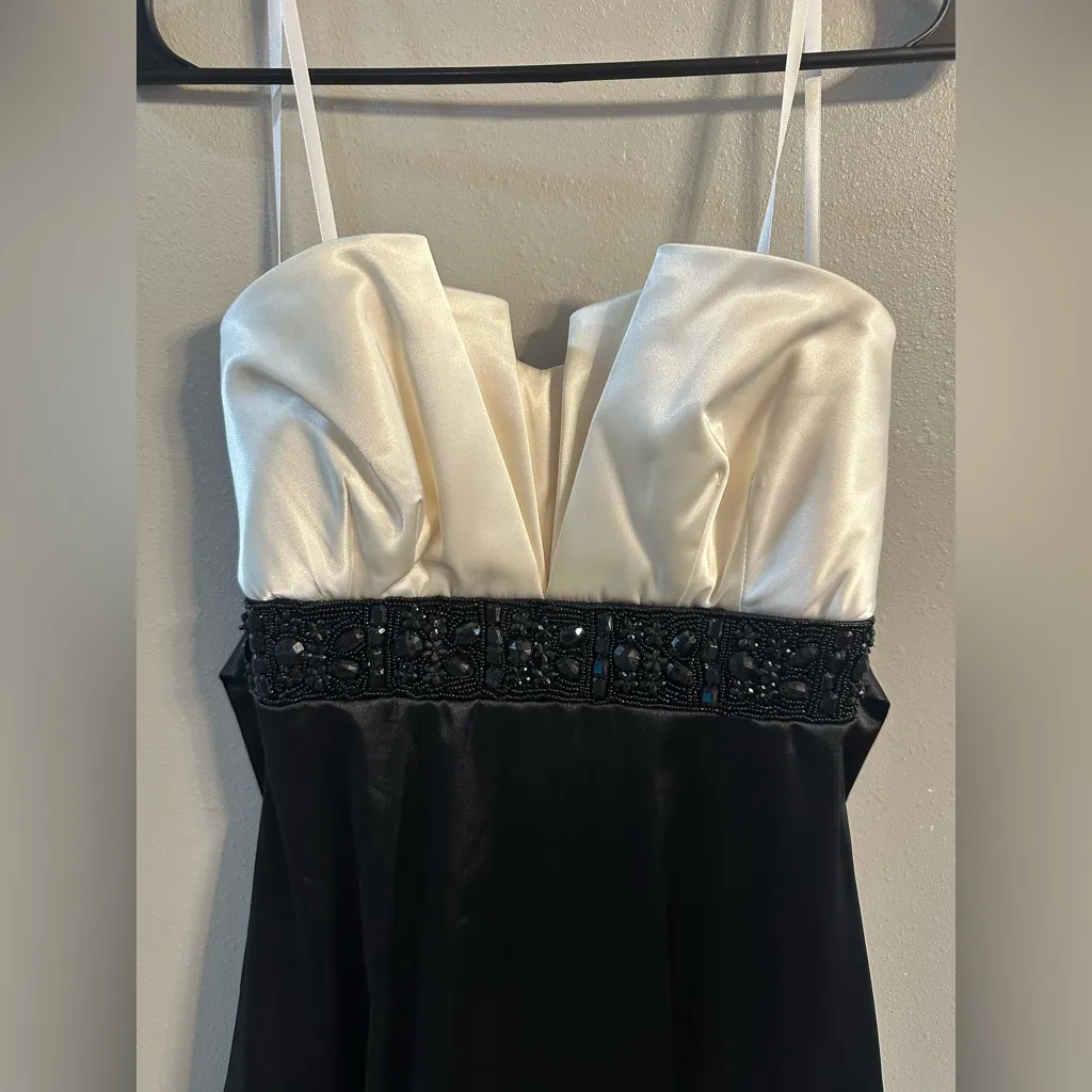 B. Smart  Sequin Dress - Image 3