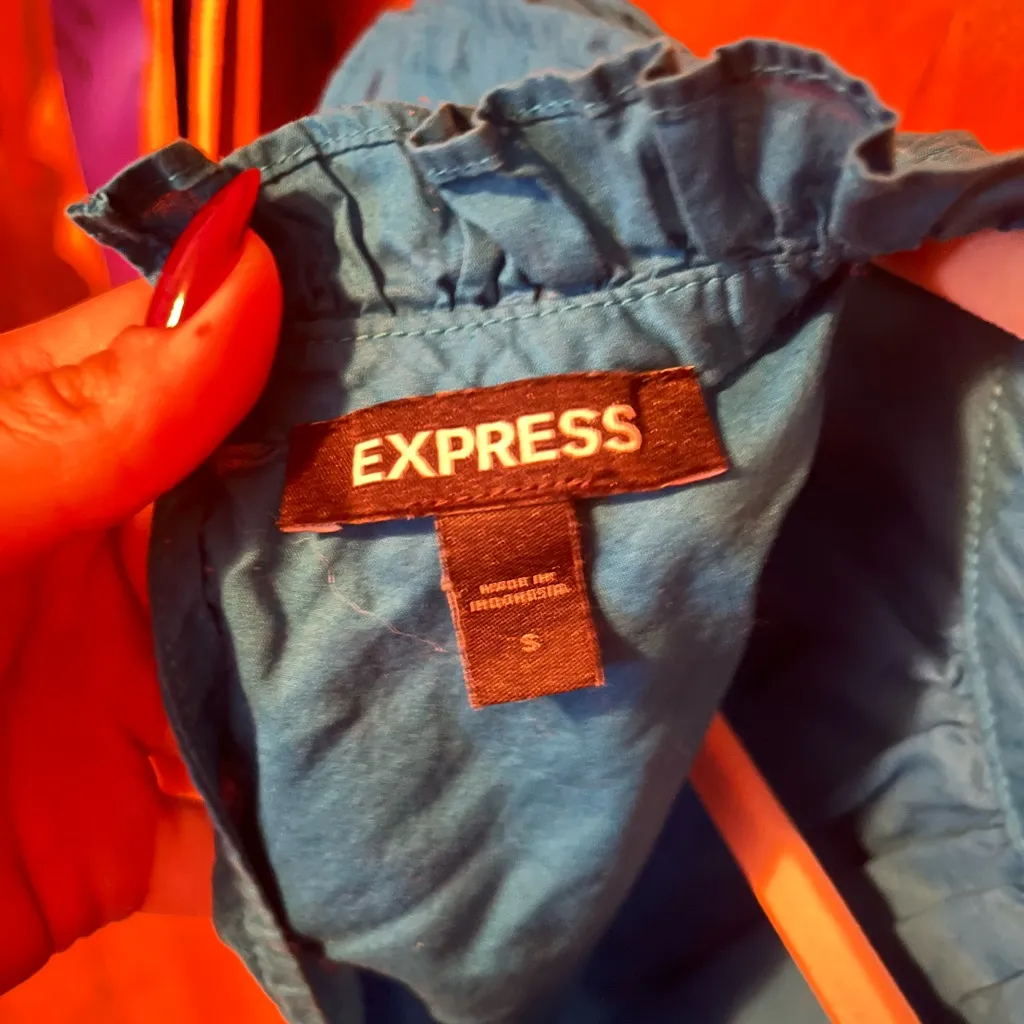 EXPRESS  blue flutter sleeve blouse size small - Image 3