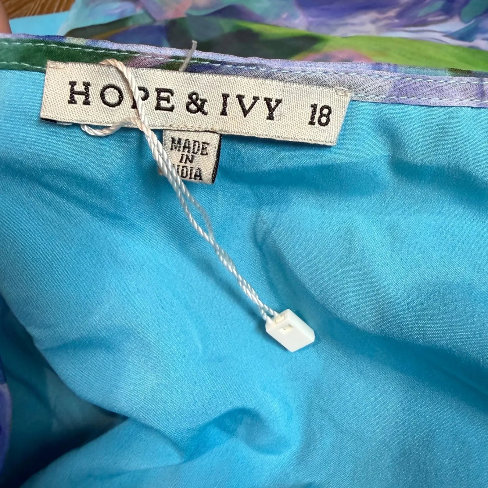 Hope & Ivy NWOT Everleigh Floral Maxi Wrap Dress Short Sleeve Blue‎ Plus Size 18 Blue - Image 7