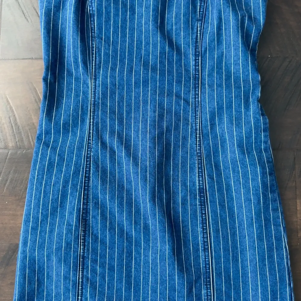 Forever 21 Striped Denim Mini Dress - Image 6