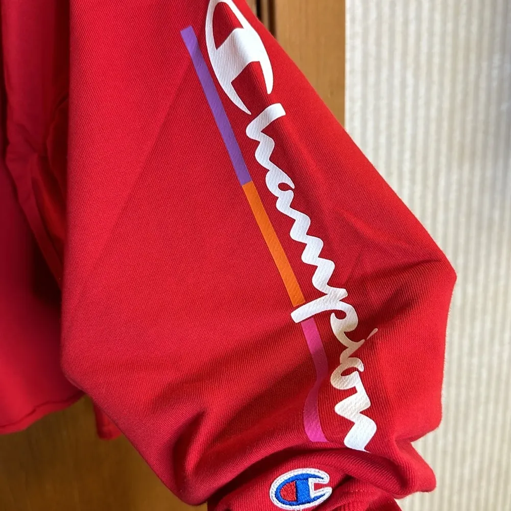 Champion New With Tags Slightly Cropped Raw Hem Red Hoodie Sweatshirt - Image 4