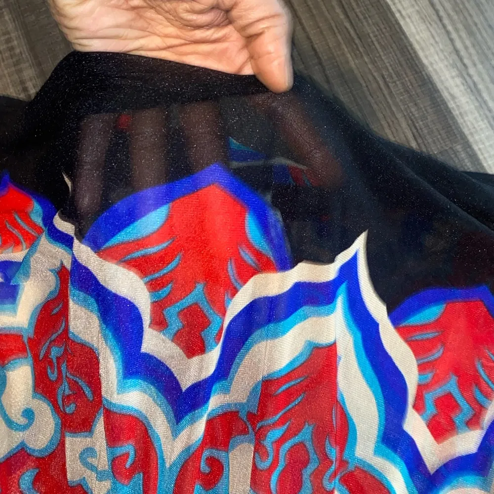 Multicolore Mesh Poncho Cover Up
Top One Size Red Size undefined - Image 10